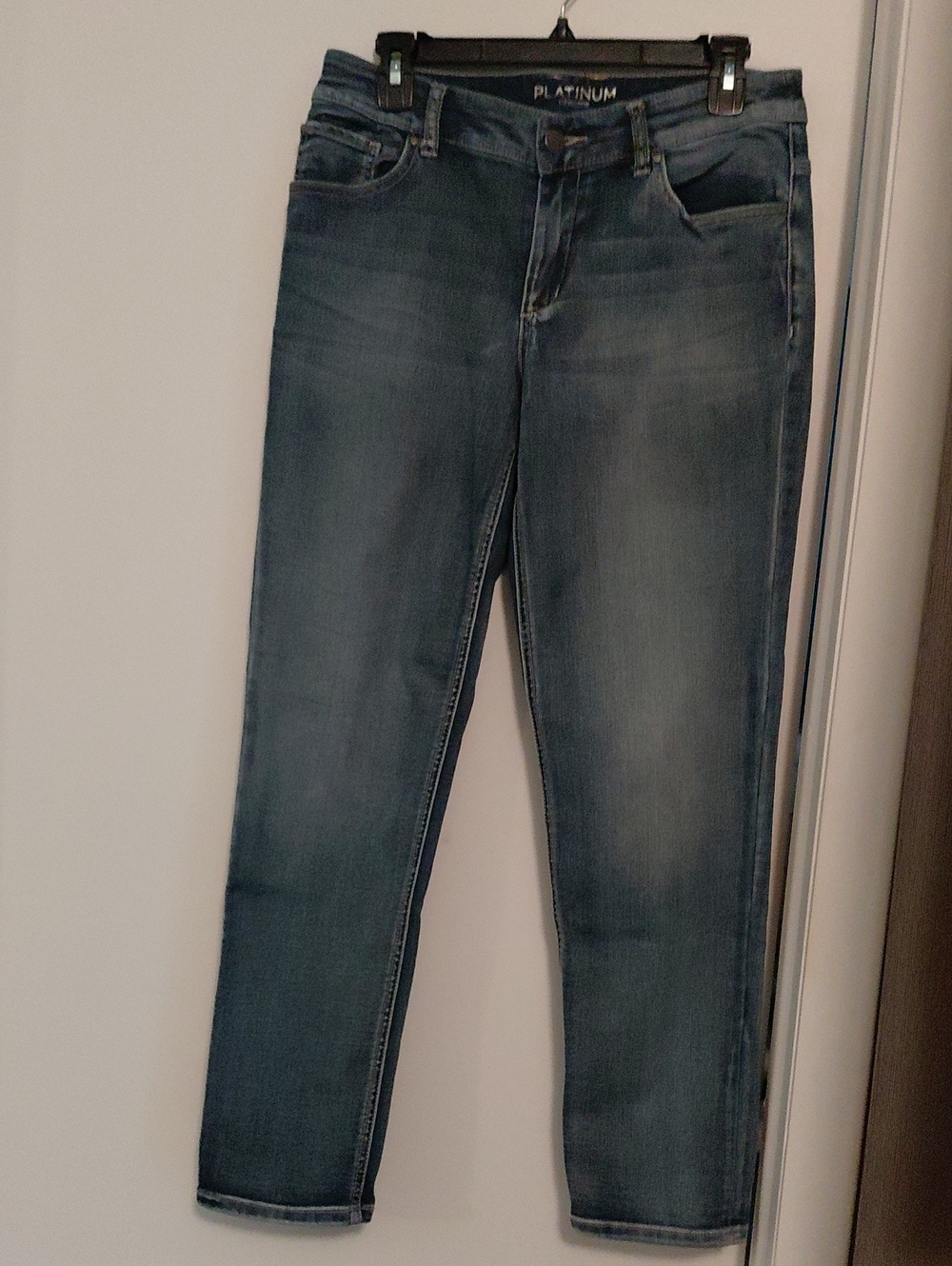 Chico' PLATINUM Women's Blue Denim Stretch Jean. Perfect Condition Size 0